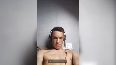 Handsome Cum Blast: Big Muscle Boys Chat and Jerk Off!