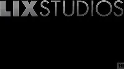 No-Strings-Attached Naughty Fuck Show with Lovers and Friends!