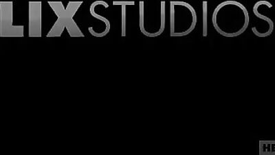 Twink Home Sex Show: Couple Bareback Ass Play