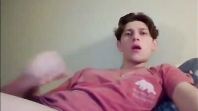 Young Cum King: Amateur Big Dick Solo Cam Show!