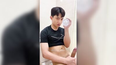 Vergota de Muscle Boys: Amateur Bareback Cum Shots First Time with Blond Big Cocks