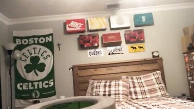 Young Bed Cummer - Horny 18yos Web-Cam Handjob Solo!