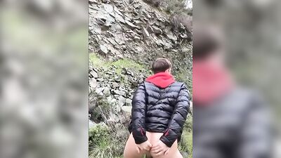 2 GERMAN FRIENDS IN THE NATURE - BIG CUMS: AMATEUR ASS PLAY, HANDJOBS & MIXED ORALS!