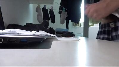 Cumming Cutie: Big Dick Amateur Shot Solo!