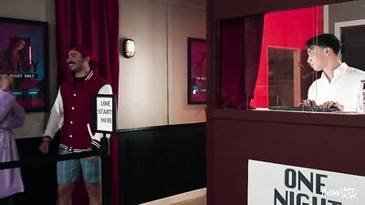 Cumming Sold Out: Twink Bareback Oral Delights!