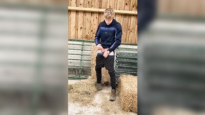 Country Cum Boys: Amateur Outdoor Public Sex in the Hay