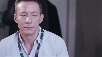 Grindr Chronicles - Episode II: The Grass Always Greener!