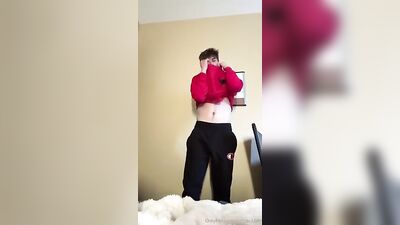 Hot Big Dick Cocksucker with Huge Cumshot