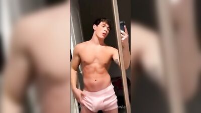 Brandons Steamy Threesome with Huge Cocks: A Sexy Affair