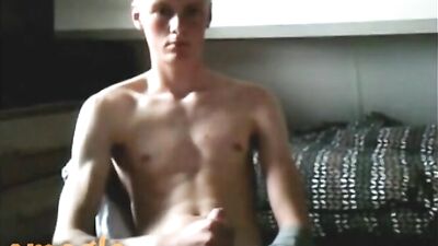 Cumming Selfie: Handsome Cute Blondes Solo Jacking Session!
