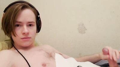 18yo Webcam Boy Jerks Off