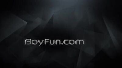 Gay Porn Video - Victor Vitalis Rubax Do Me, Roomie Bareback Cum Shots Handjob Oral Twinks