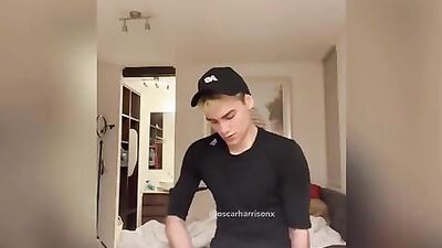 Oscar Harrisonxs Solo Blissful Cumshot Adventure: A Journey to Pure Pleasure!