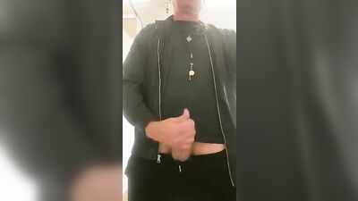 JockDad87s Public Cum Daddy - Big Dick In The Park