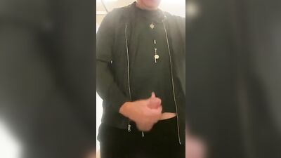 JockDad87s Public Cum Daddy - Big Dick In The Park