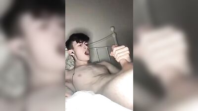 Cumming on Cute Amateur Muscle Boys Bed with Big Dicks!
