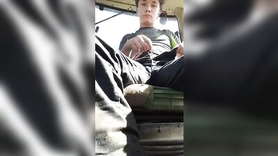 Farm Hotties Cumshot: Masturbation Adventure!