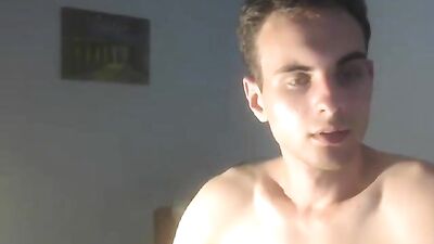 Skottkiss Bisexual Fun Solo on Chaturbate!