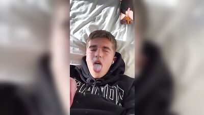 Cumfaced Blond Amateurs: Webcam Cum Shots and Handjobs!