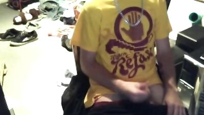 Hairy Huge Cock Amateur Web-Cam Boys Porn - Jerk Off Online!