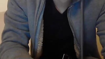 Gang Bang with Xxmycock on Chaturbate!