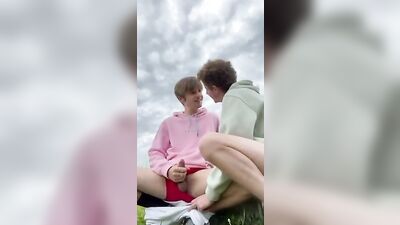 Outdoor Oral Cum: Exploring the Wild Side of Gay Porn!