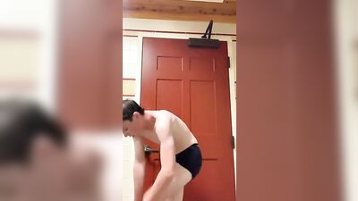 Gay Amateur Web-Cam Solo - Get Changed