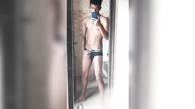 Indian twink cumshot selfie adventure - Mobile solo wanking!