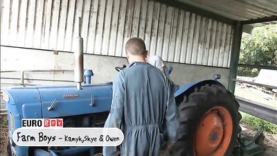 Farm Boys SC2: Kamyk & Owens Gay Porn Adventure