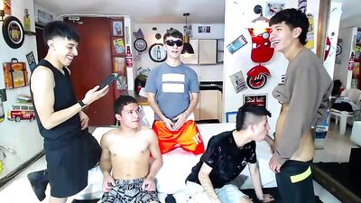 Sexual Heat: Twinks Camboys Fuck in the Web-Cam Show