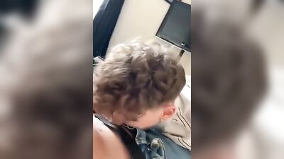 Handy Cumshots - A Web-Cam Oral Adventure