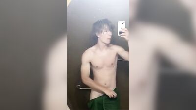 Solo Show Time - Web-Cam Delight!