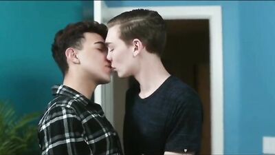 Bare Twinks Gay Porn Tube Love: Action Bareback Cum Shots!