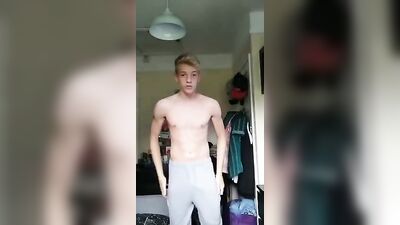 Gay Porn Twink: Blonde Amateur Muscle Webcam Boys Strip for You!