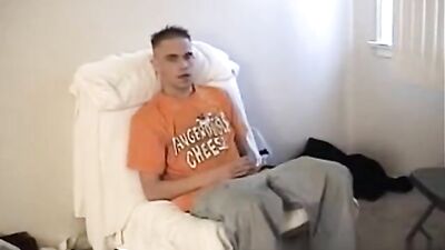 Gay Porn: Bobbys Marine Cum Quick - Straight Boy Head and Cum!