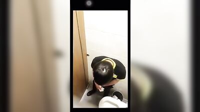 Japanese Toilet Spycam: Unleashing Amateur Asian Cum Shots!