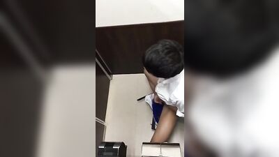 Asian Amateurs Caught in the Act! - Japanese Boys Toilet Spycum11