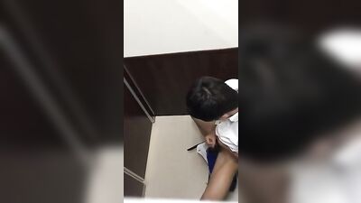 Asian Amateurs Caught in the Act! - Japanese Boys Toilet Spycum11