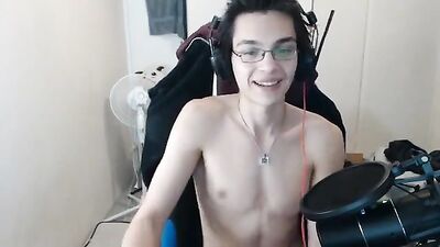 Gay Porn: Dantes Solo Web-Cam Adventure