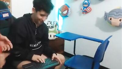 HIS FRIEND SUCKS HIS COCK AFTER SCHOOL - Amateur Big Cocks Handjob Oral Web-Cam