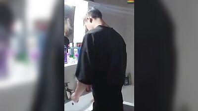 He cums into the sink: New Twink Cum Shots on Web Cam!