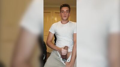 Jerk Twink Cum Amateur Solo Handjob: The Ultimate Orgasmic Adventure!