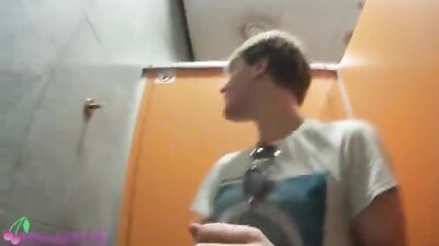 Boys Shopping Spree: Sneaky Sexcapades with Amateur Chavs!