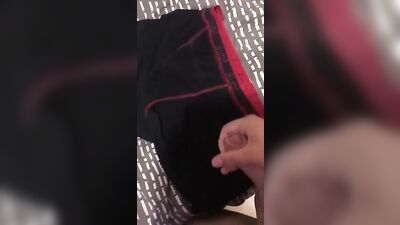 Two-day load: Amateur Cum Shots & Handjob in Boxer Briefs