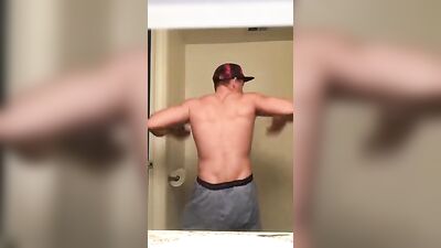 Sexy Muscle Gold Amateurs: Hardcore Porn Action!