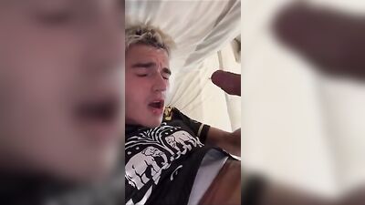 Gay Porn Bliss: Cum Swallowing Amateur Twink