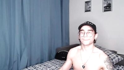Steveoceanbeanhuge 2: Big Cocks Cum Shots Solo Web-Cam Adventures