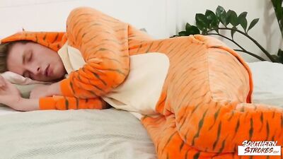 Gay Porn Videos - Lets Have Daddys Tiger Onesie Cum Shots!!