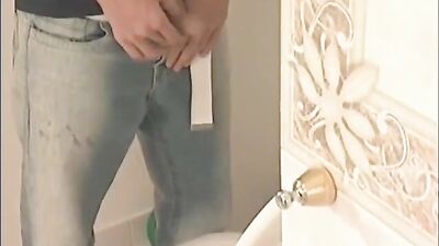 Raw Bathroom Bang - The Ultimate Oral Cum Shots Experience!