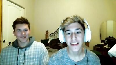 Gay Porn - Hot Amateur Web-Cam Friends Masturbation